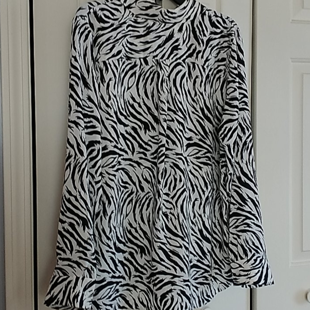 Halogen Ivory Black Feather Tiger Shirt 1x - Picture 9 of 11
